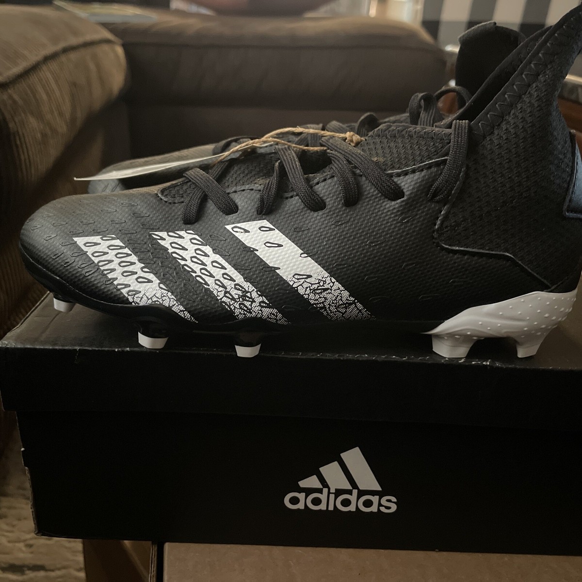 adidas predator freak turf shoes
