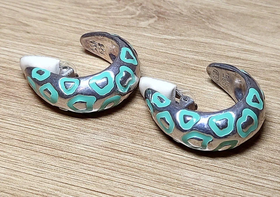 Pendientes de aro Simon Sebbag Design SSD con clip plateado con estampado de animales, turquesa  Foto 4 de 4