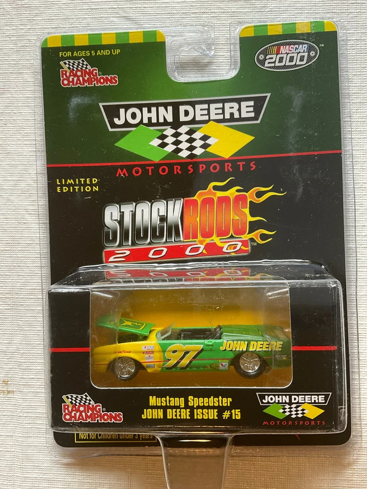 NASCAR 2000 约翰迪尔赛车冠军 1/64 压铸玩具。 八件套 — 第 3/4 张图片