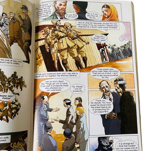 Gandhi My Life Is My Message By Jason Quinn PB Book - A Graphic Novel - Foto 10 di 14