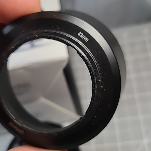 Samsung NX 45mm f/1.8 iFunction Lens With Hood Pouch And Box F 1.8 - Picture 11 of 17