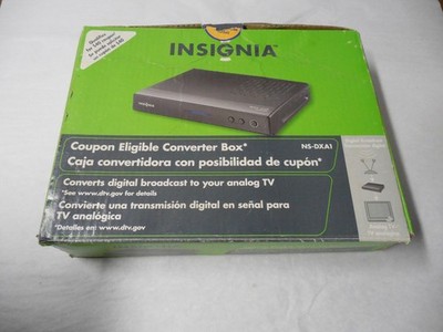 Insignia NS-DXA1 Digital to Analog TV Converter Box with Remote Black & Cords