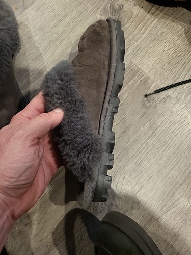 UGG Coquette Damengröße 7 graue Wildleder-Hausschuhe - Bild 4 von 8