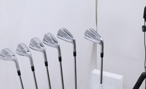 Taylormade P790 2017 Iron Set 6-Pw, Aw Regular Dynamic Gold 105 12566944 Good - Picture 1 of 5