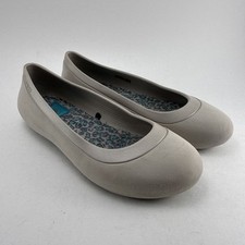 CROCS Gray Mammoth Leopard Ballet Flats Women  s Size 6 Rubber Slip On Shoes