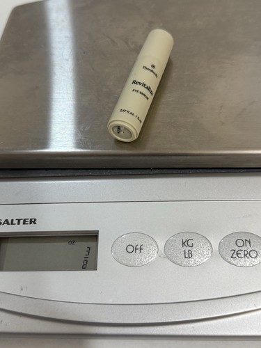 Therabody Reisegröße je 1: Feuchtigkeitsspendender Nebel, Augenserum, Handcreme, 2-Lippenbalsam 5 Stück - Bild 6 von 14