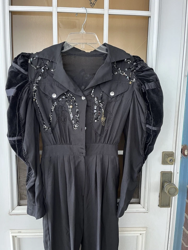 Mono vintage para mujer negro años 70 80 lentejuelas, hombreras, terciopelo Foto 3 de 4