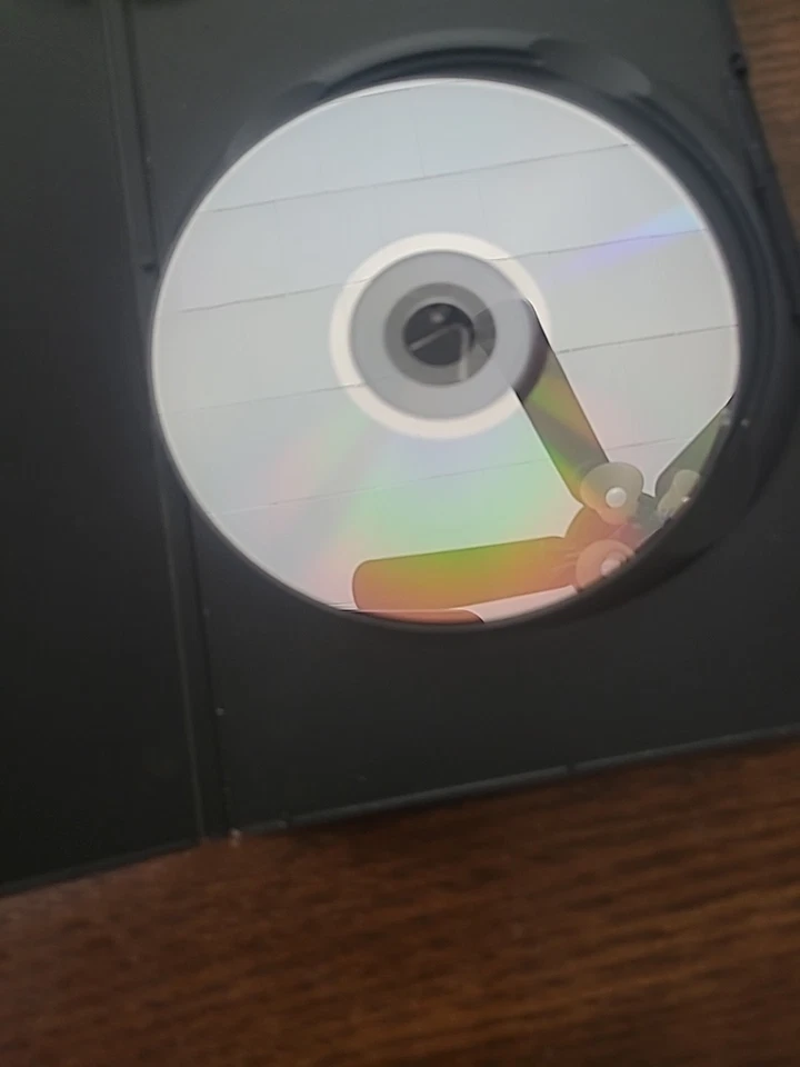 John Wayne - 4 Movie Classics - GOOD - Image 4 of 4