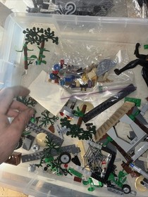 LEGO DC Comics Super Heroes: Batman Set Used 9