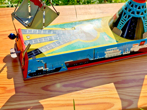 Vintage Tin Toy Automatic Dock Crane Station B2 Germany Hermann Blechspielwaren - Picture 4 of 24