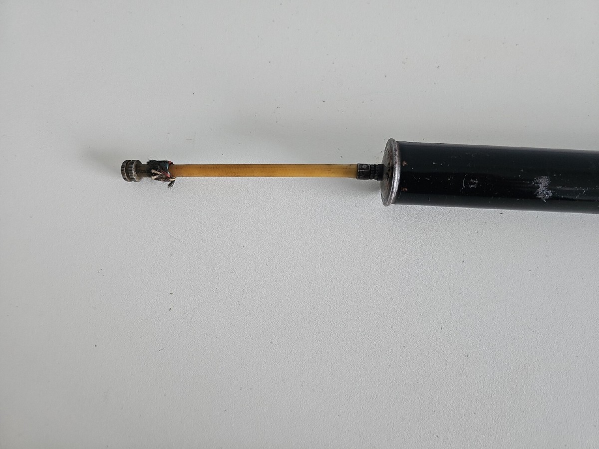 Pompe à Vélo Vintage Tornade : Gros Diamètre 3cm, Fabrication Française