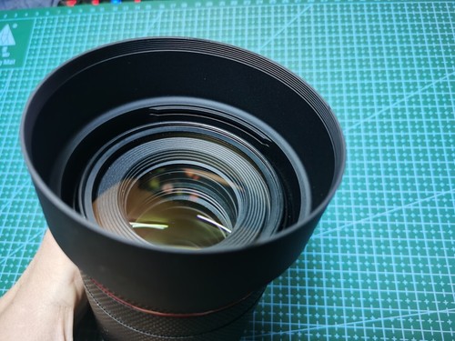 Parasol de aluminio de metal negro para lente Canon RF 85mm F2.0 Macro IS STM con tapa - Imagen 2 de 10