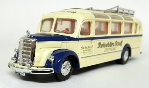 Matchbox Dinky DY-S 10 1950 Mercedes Benz Diesel Omnibus Typ 0 Diecast Model Bus - Picture 3 of 5
