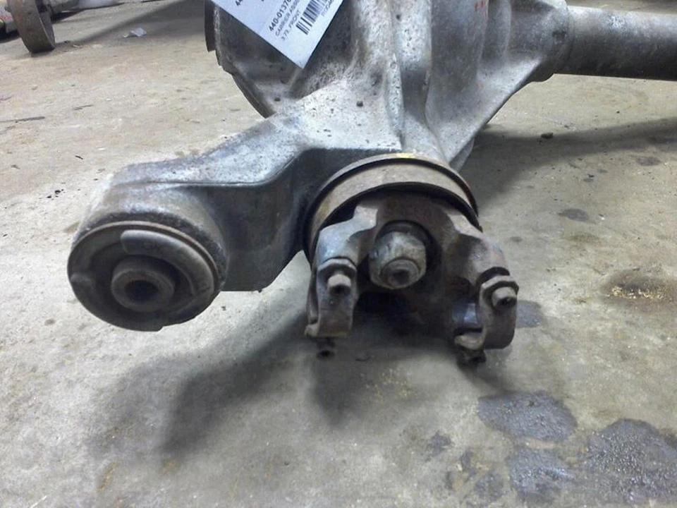 2002-2010 Mercury Mountaineer Front Axle Differential Carrier 3.73 Ratio Foto 2 de 4