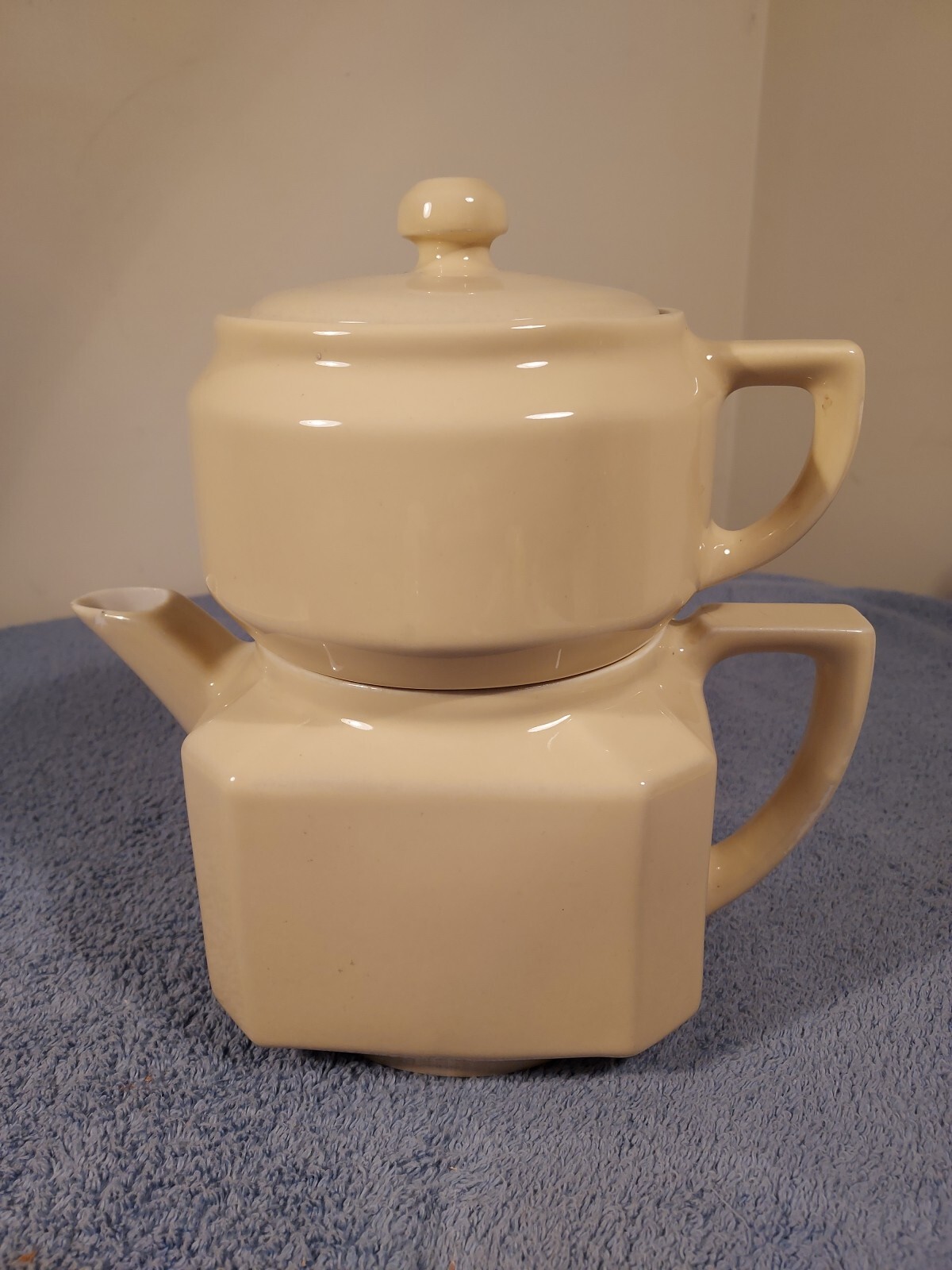 Vintage Folgers Automatic Drip Coffee maker All China made USA Yellow