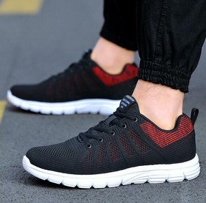 round toe running shoes