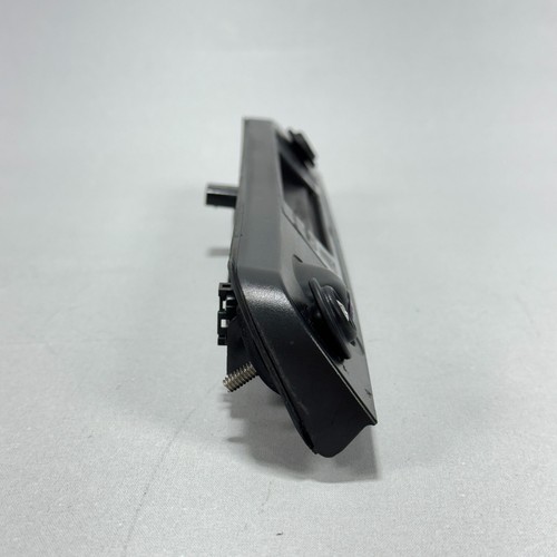 Volvo XC40 2019-2022 puerta levadiza liberación interruptor de manija abierta con cámara 32131900 OEM - Imagen 11 de 18