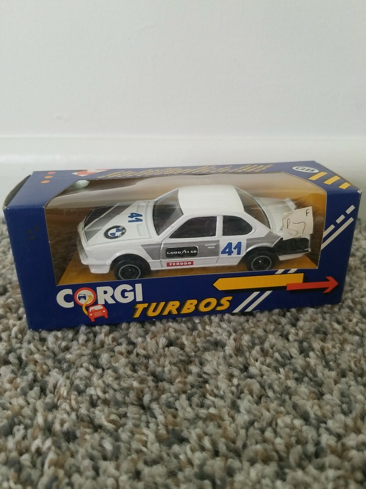 Picture 4 of 9
