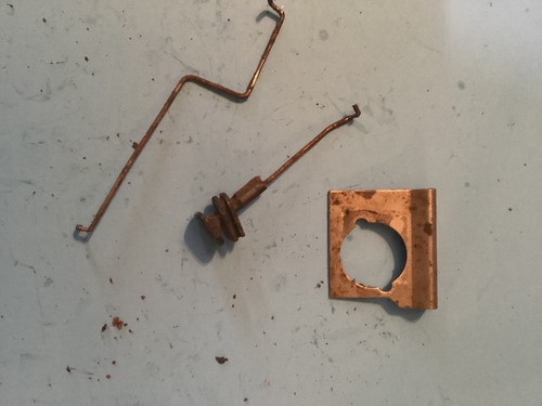Jonsereds 910E Chainsaw OEM Throttle & Choke Linkage CARB Support Bin 56 - Picture 2 of 2