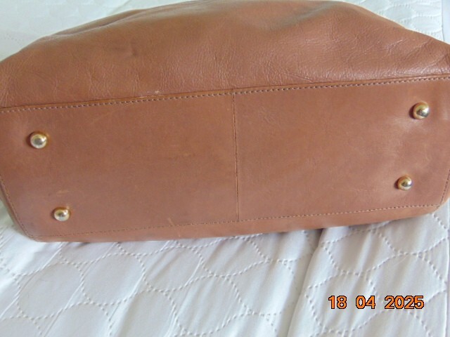Picture 5 of 19