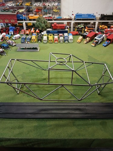 CEN RACING GST 7.7 Nitro 1/8 RC Monstertruck Überrollkäfig
