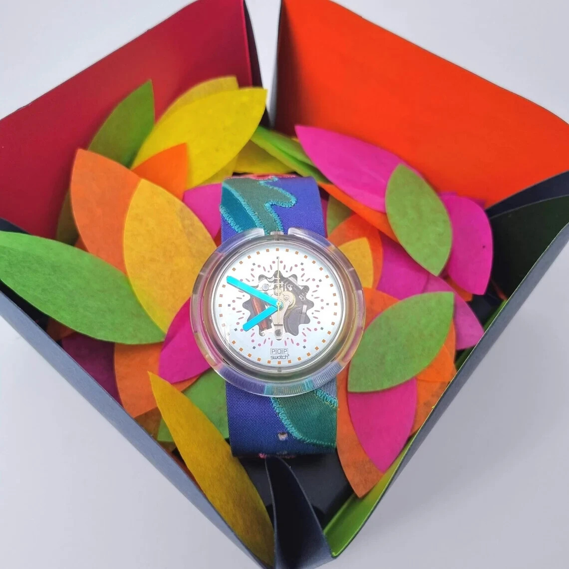 s518 1992 Vintage Pop Swatch VERUSCHKA, With Original Box  display picture 3