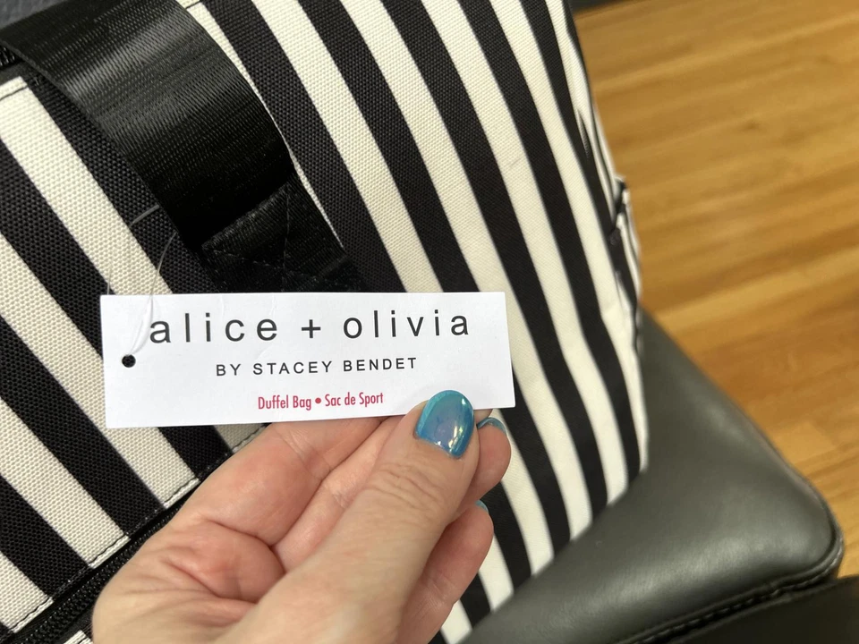 Bolso de Lona Alice + Olivia Rayas de Stacey Bendet Foto 4 de 4