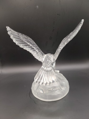 Crystal Eagle Art Glass with Frosted Base Figurine Paperweight - Picture 4 of 5