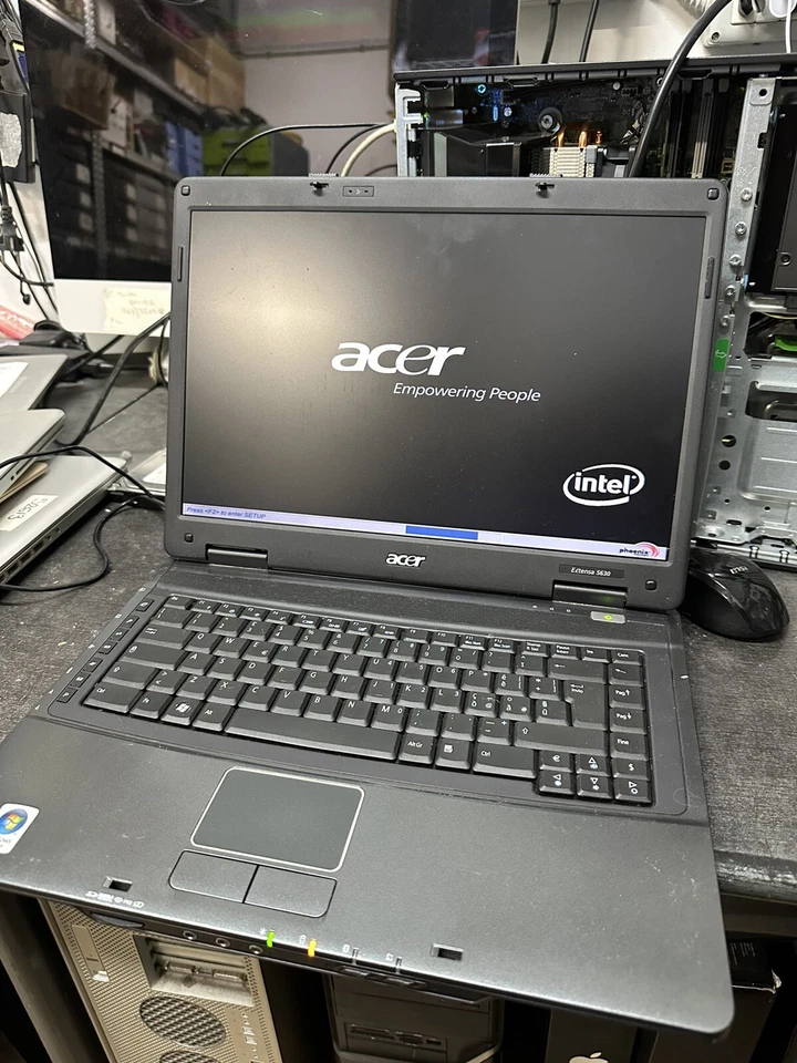 NOTEBOOK ACER EXTENSA 5630 CPU INTEL T5800 2GB DDR2 HDD 160GB - Immagine 2 di 4