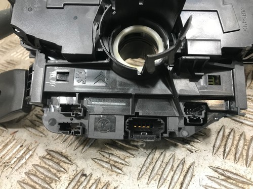 Dispatch Expert Vivaro 17-On Wiper/Indicator Stalk and Squib 98262142ZD (G183) - Picture 8 of 9