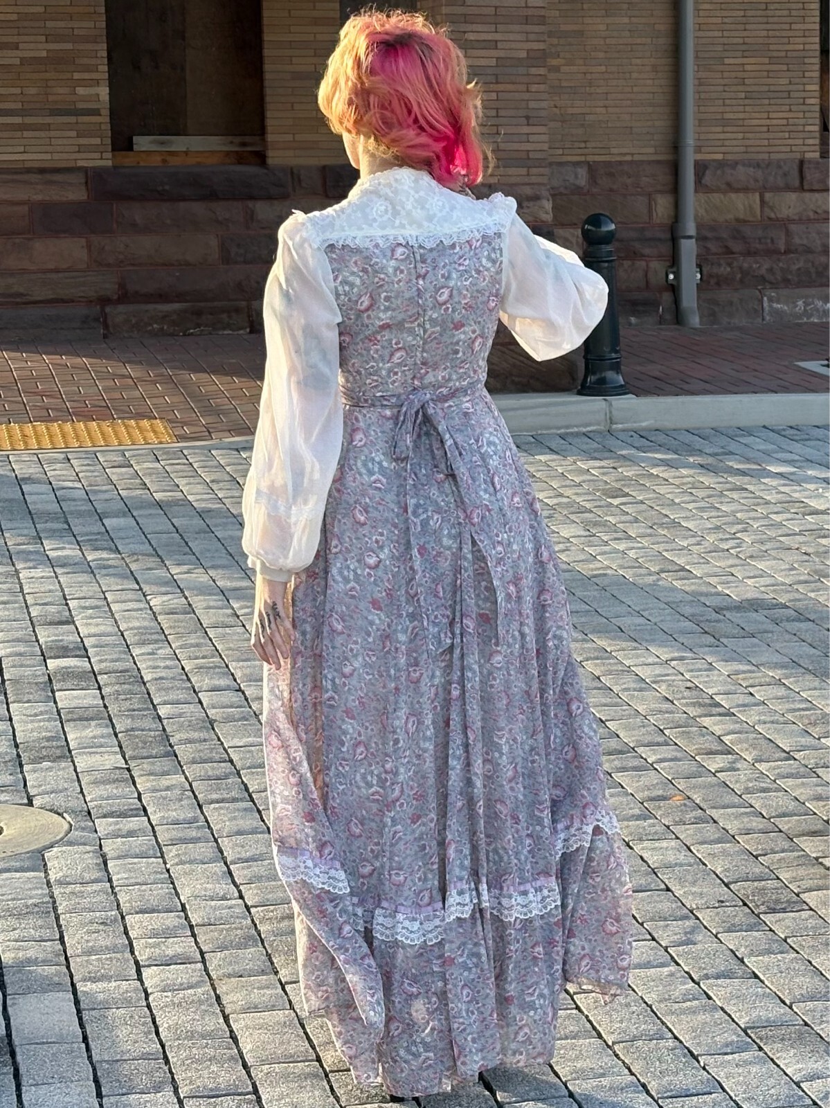 Picture 5 of 14
