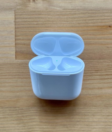Apple AirPods 1st Generation - Both Earbuds Working w/ Charging Case - Zdjęcie 3 z 7