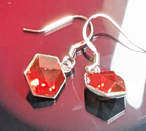 Swarovski Earrings Drop Red Honeycomb Woman Dangle Earrings 1" - Picture 2 of 8