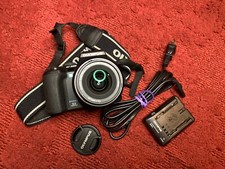 Olympus E-500 EVOLT 8MP Digital SLR Camera w Olympus Zuiko 17.5-45mm TESTED