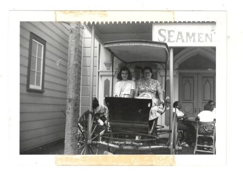 1960 Foto Mutter & Tochter Antik Auto Freedomland U.S.A Bronx NY 60er Jahre R171