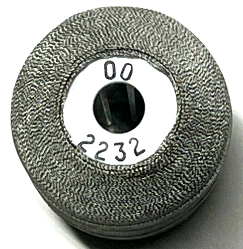 Gudebrod Gude Sylk 2232 Grey Platinum Type 00 Machine Twist 800-Yard Spool - Picture 13 of 14