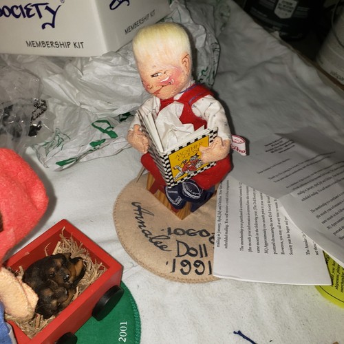7 Annalee Society Doll 1990s Tea Time Membership Dolls, Tags, Pins, Plus Extras - Picture 5 of 24