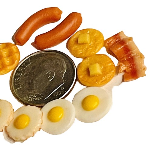 Barbi Casa de Muñecas Miniatura Comida Mini Desayuno Tocino Huevo Waffle Pequeño Lote 👻🧲12 piezas - Imagen 3 de 12