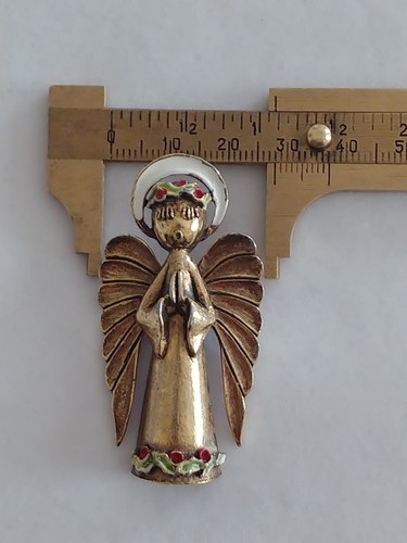 ART Angel Holiday Holly Cherub Christmas Vtg Figural Pin Brooch Goldtone 1960s - Picture 6 of 9