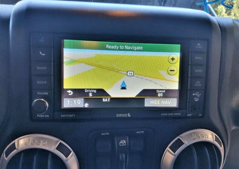 20112017 Jeep Wrangler Radio Display Receiver Navigation ID RHR 12 13