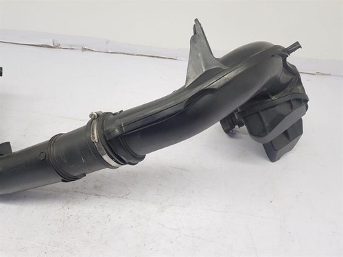 2018 On MK2 VOLVO V60 AIRBOX INLET PIPE 2.0 DIESEL D4204T14-A 31370120 31657341 - Picture 2 of 12