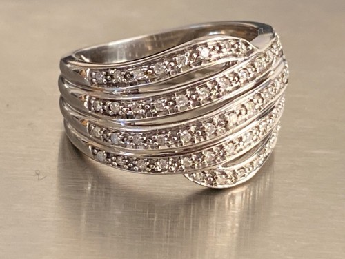 9ct Gold Diamond Ring 9k White Gold 9 Carat 4.8g Heavy Cluster Diamonds - Picture 6 of 18