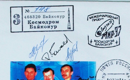 RUSSIA Kazakistan 1997 SPACE, equipaggio/cosmonauta firmato razzo SOYUZ TM-25 LOOK - Foto 3 di 4