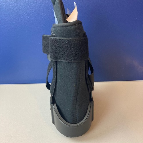 Medibot Short Pneumatic Walker Fracture Boot, Fits Left or Right, Size Small - Picture 3 of 6