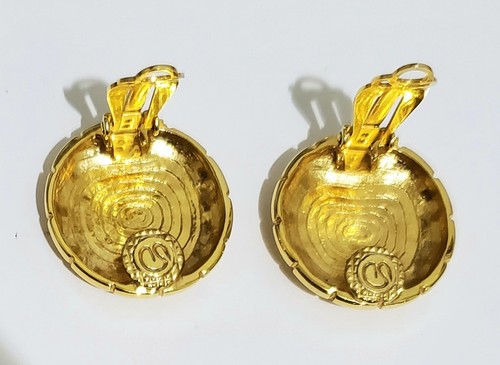 Vintage St John Gold Tone Necklace Bib and Clip-on Logo Earrings Jewelry Set - Picture 6 of 9