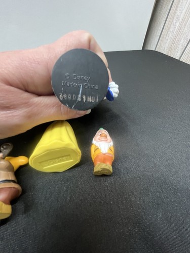 Juego de 11 figuras Disney Blancanieves y los siete enanitos Príncipe Reina Malvada Juguetes PVC - Imagen 17 de 17