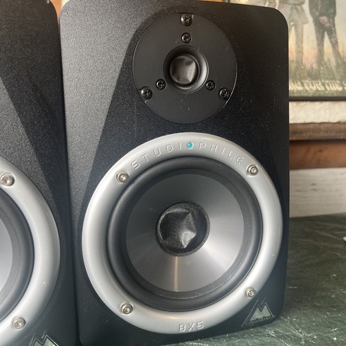 M-Audio Studiophile BX5 Reference Monitor Speakers Pair LOUD - Picture 3 of 4