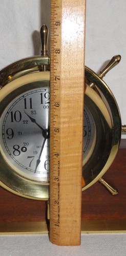 Reloj Seth Thomas Helmsman ~ E537-001~ Latón con Base de Madera ~ Sin Llave - Imagen 12 de 13