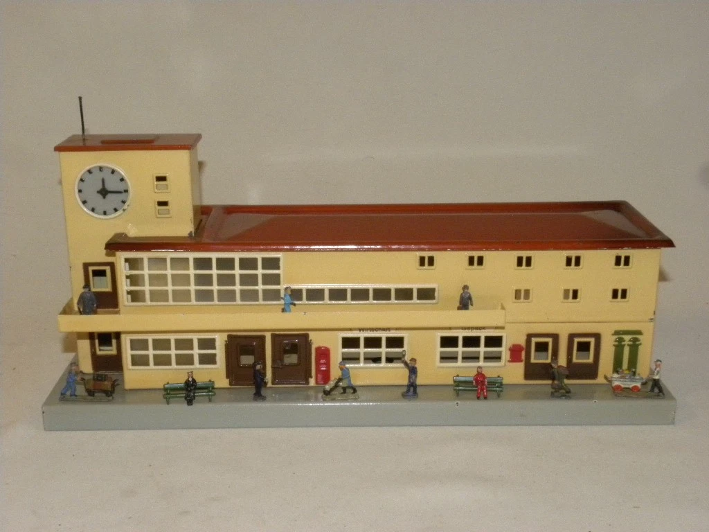 MECCANO FRANCE CLE CARRE POUR TRAIN MECANIQUE
