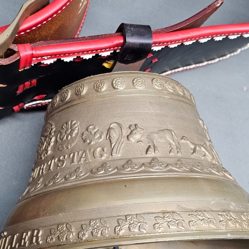 Enorme campana mucca svizzera 23 cm 4,7 kg mega suono campana bronzo con cinturino in pelle - Foto 7 di 10